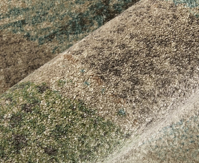 Feizy Eden 39QVF 7'9"x10' Area Rug