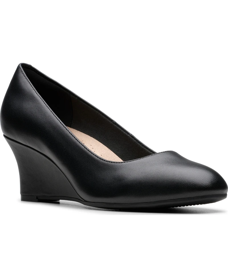 Clarks Women's Collection Olivette Cultured Pearl Pumps