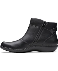 Clarks Women's Collection Ashland Mabel Flat Boots