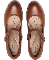 Clarks Women's Bayla Lily Riptape Dress Pumps