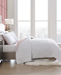 Betsey Johnson Rainbow Stitch Reversible 3-Pc. Quilt Set, King