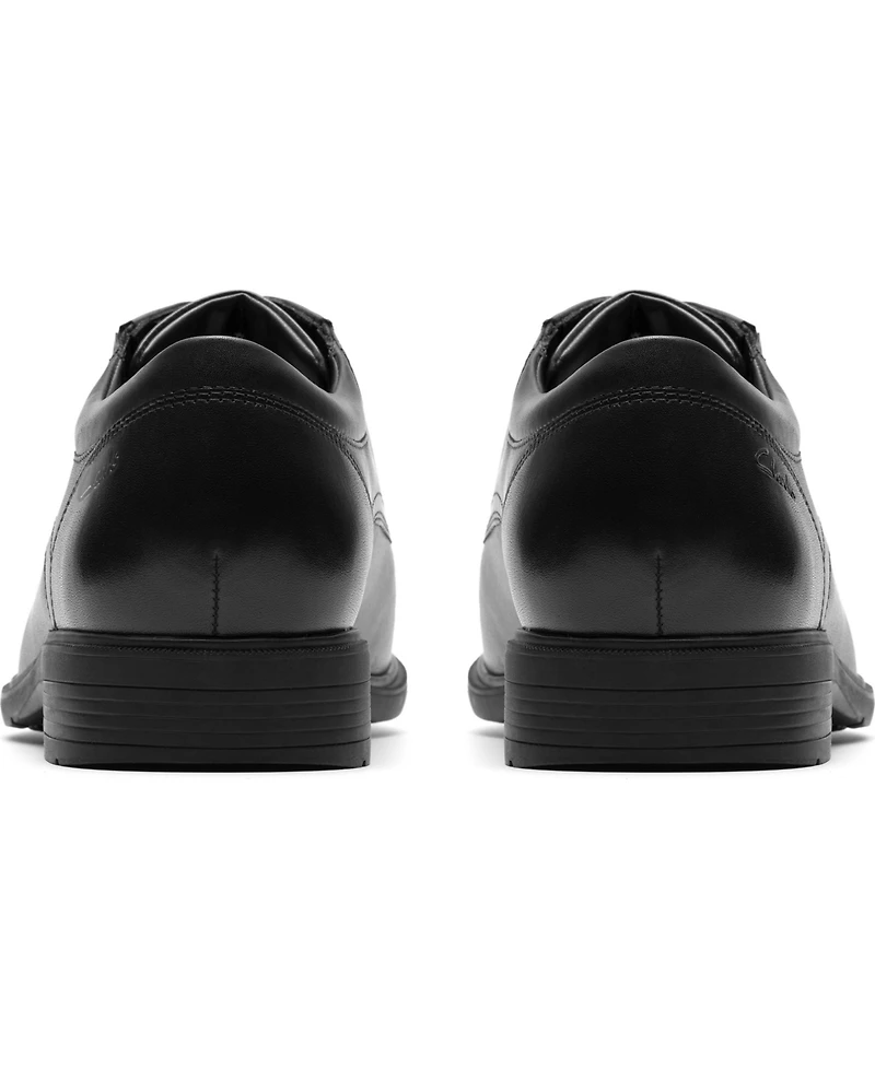 Clarks Men's Steadwell Cap Dress Shoe