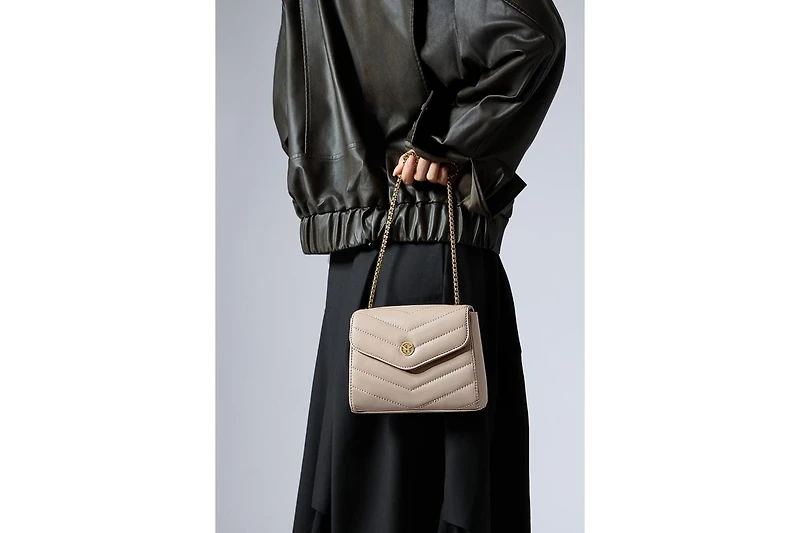 Women's Flap Chain Bag Classic Quilted Victoria Hyde