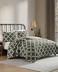 Eddie Bauer Diamond Floral Cotton Reversible 3-Pc. Quilt Set, King