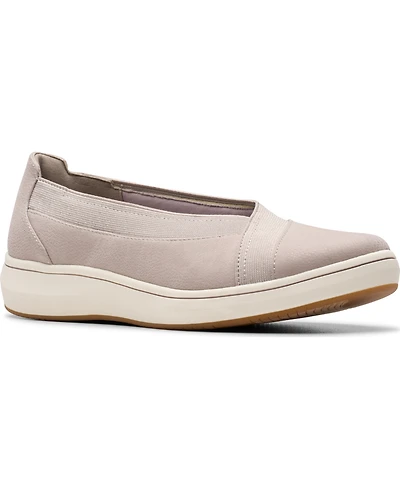 Clarks Women's Cloudsteppers Breeze Sky Air Slip On Shoes