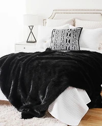 Battilo Lifestyle Faux Fur Throw