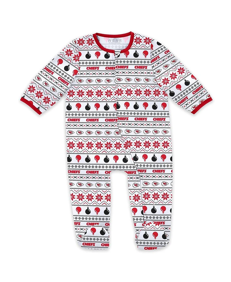 Wear by Erin Andrews Baby Boys and Girls Kansas City Chiefs Allover Print Full-Zip Sleeper with Bib Set