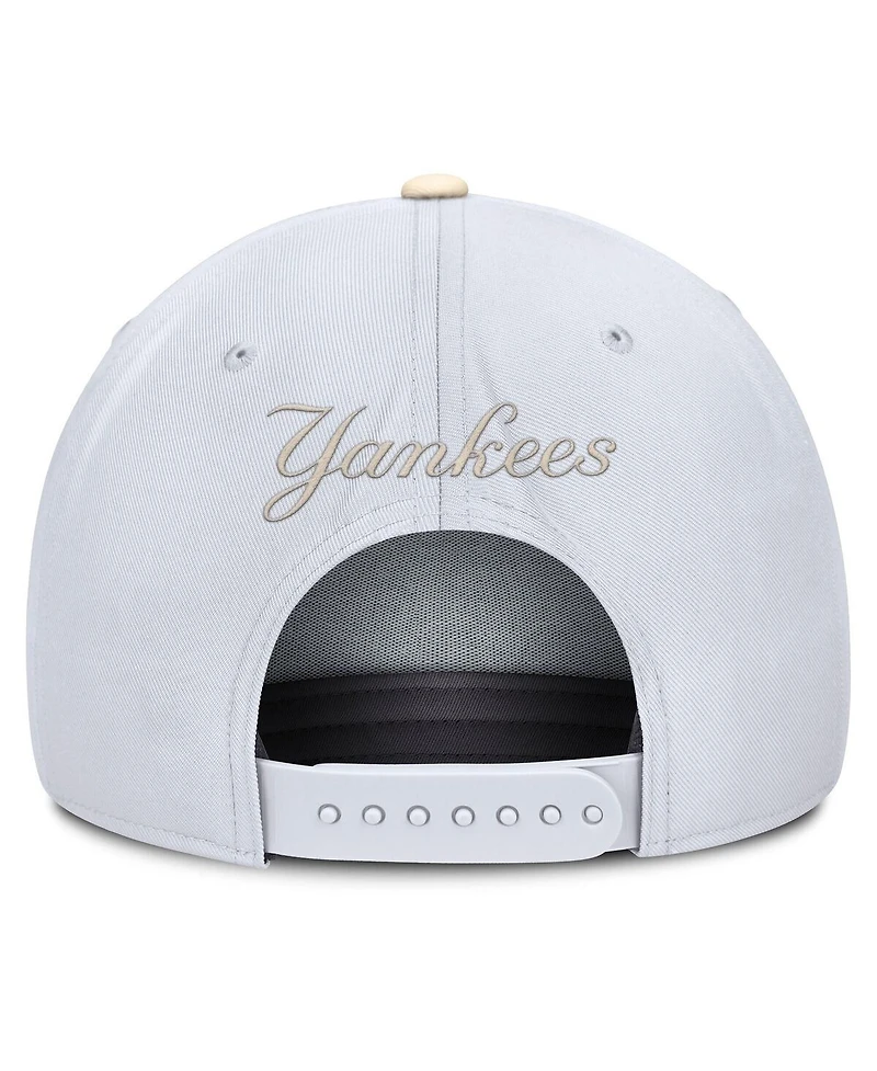 Nike Men's White/Cream New York Yankees Pro Performance Snapback Hat