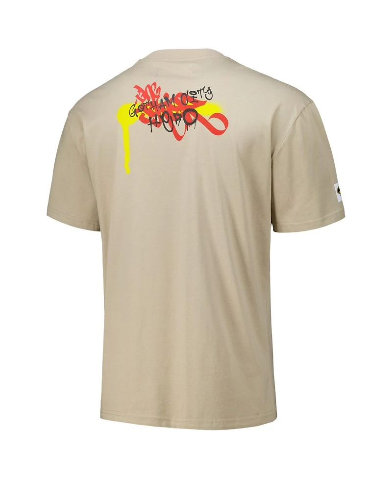 Freeze Max Men's Tan Batman Comics Spray Paint Loose Fit T-Shirt