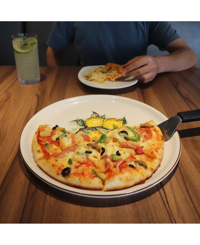 Lorren Home Trends Lemon Round Pizza Serving Platters, Set of 2