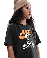 Nike Big Kids Sportswear Logo Graphic T-Shirt