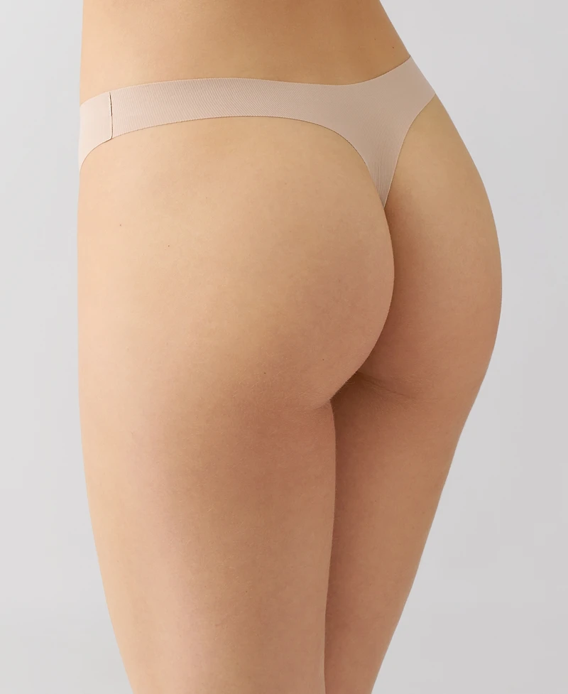 b.tempt'd by Wacoal Women's b.wowd Modern Thong Underwear 976287