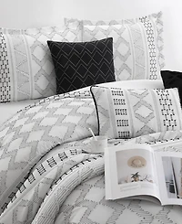 Stratford Park Ariana Geometric 7-Pc. Comforter Set