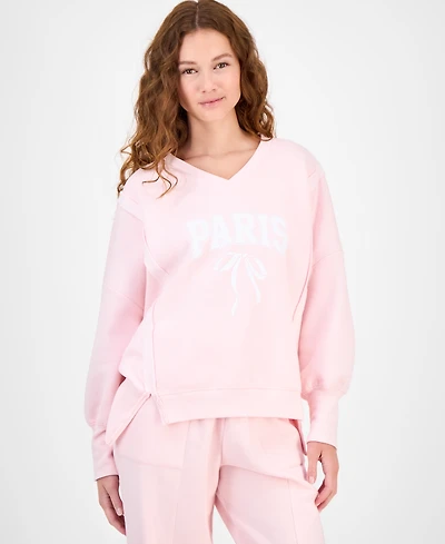 Planet Gold Juniors' Oversized Graphic-Print Sweatshirt