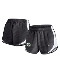 Nike Women's Anthracite Green Bay Packers Tempo Performance Shorts