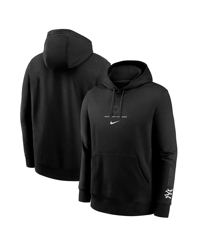 Nike Men's Black New York Yankees Lights Out Club Fleece Pullover Hoodie