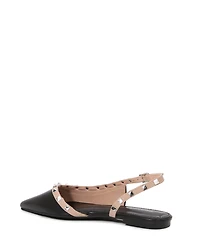 Berness OdinaPyramid Stud Flats
