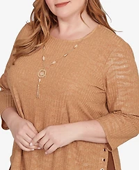Alfred Dunner Plus Mount Laurel Shimmer Animal Jacquard Pull On Top with Necklace