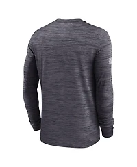 Nike Men's Las Vegas Raiders Sideline Velocity Performance Long Sleeve T-Shirt