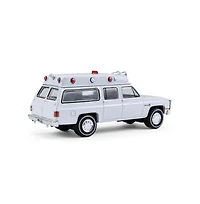Greenlight Collectibles 1/64 1983 Chevrolet Suburban K20 Custom Deluxe Ambulance Plain White Hobby