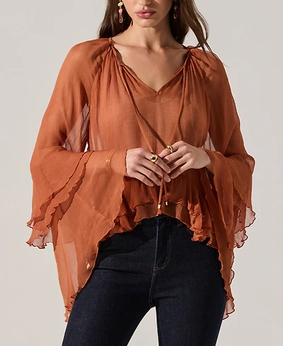 Astr the Label Women's Margaery V-Neck Top