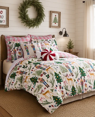 Levtex Home Nutcracker Reversible 3-Pc. Duvet Cover Set