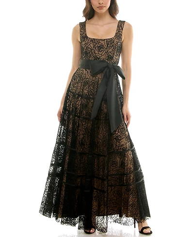 Taylor Women's Scoop Neck Tiered Dress