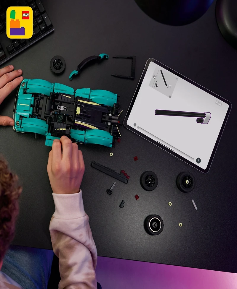 Lego Technic Aston Martin Valkyrie Toy Car 42208, 707 Pieces