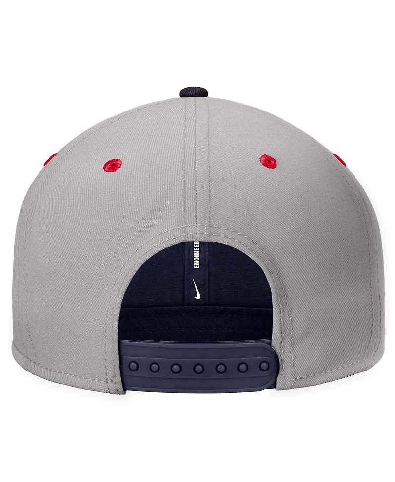 Nike Men's Navy UConn Huskies Vintage Patch Snapback Hat
