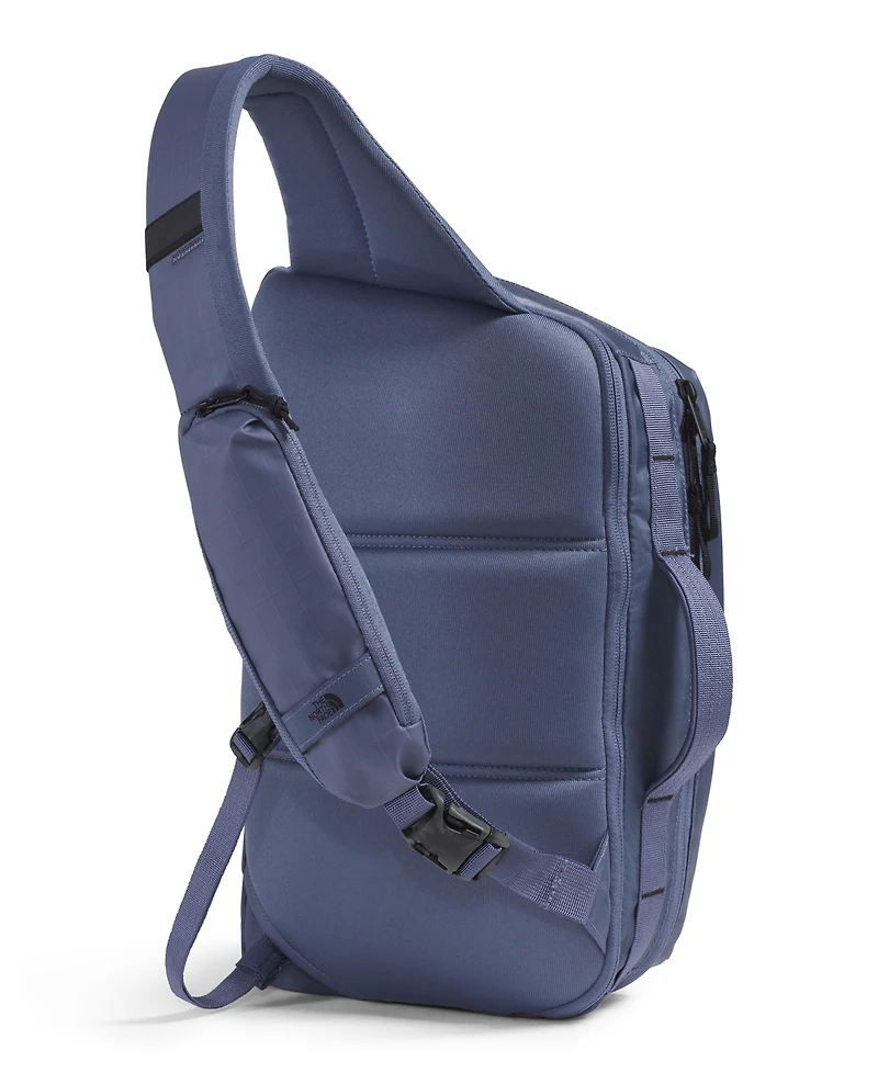 The North Face Men's Base Camp Voyager Sling Bag