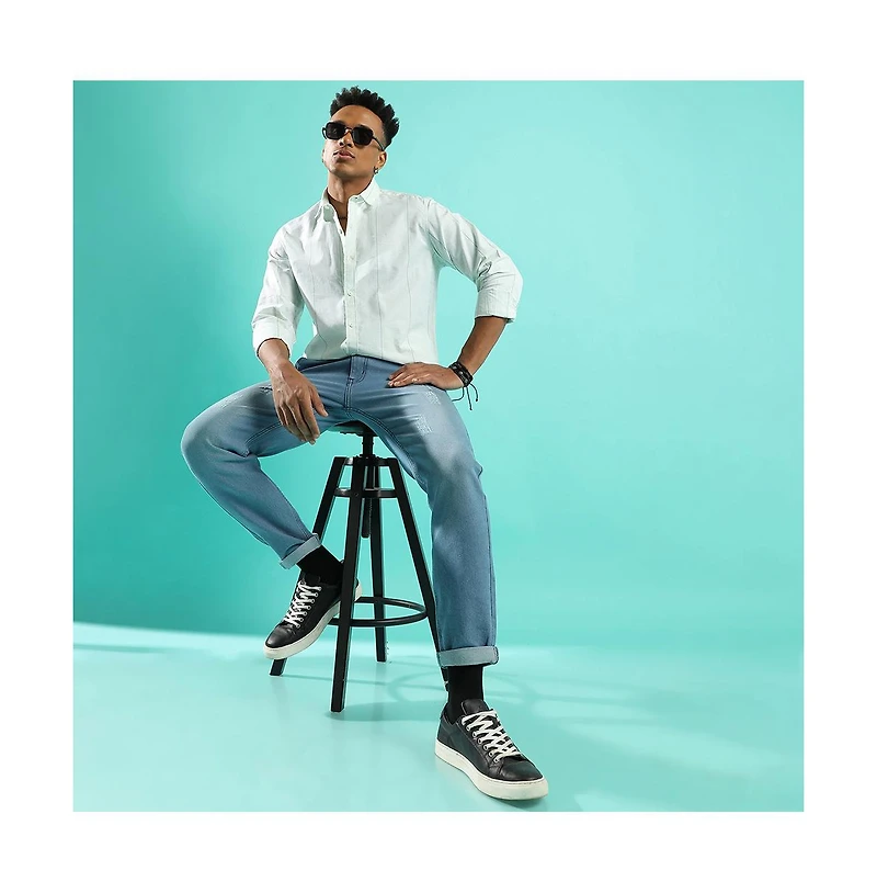 Campus Sutra Men's White Heathered Pinstriped Shirt