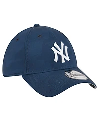 New Era Men's Navy York Yankees Tonal Camo 39THIRTY Flex Hat