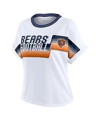 Wear by Erin Andrews Women's White Chicago Bears Cropped Center Stripe Dolman T-Shirt