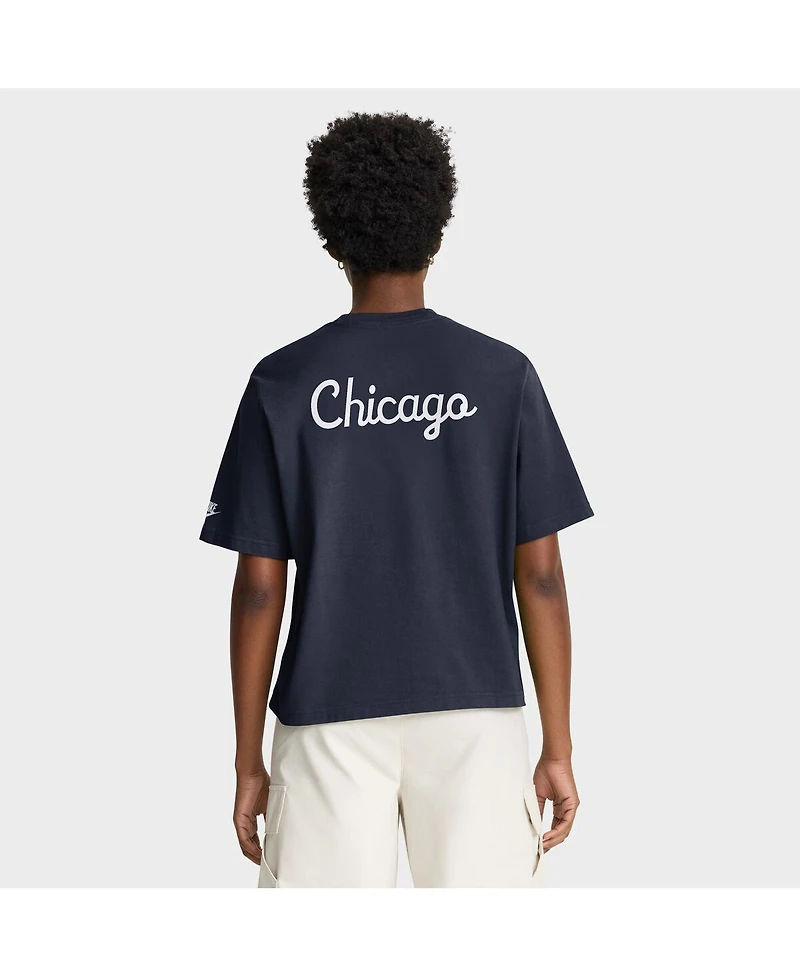 Nike Women's Navy Chicago Bears Rewind Pocket Boxy T-Shirt