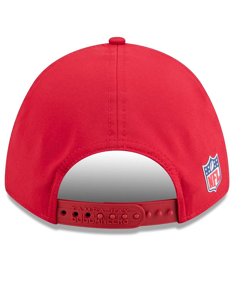 New Era Big Boys and Girls Red Tampa Bay Buccaneers 2025 Sideline M-crown 9FORTY Adjustable Hat