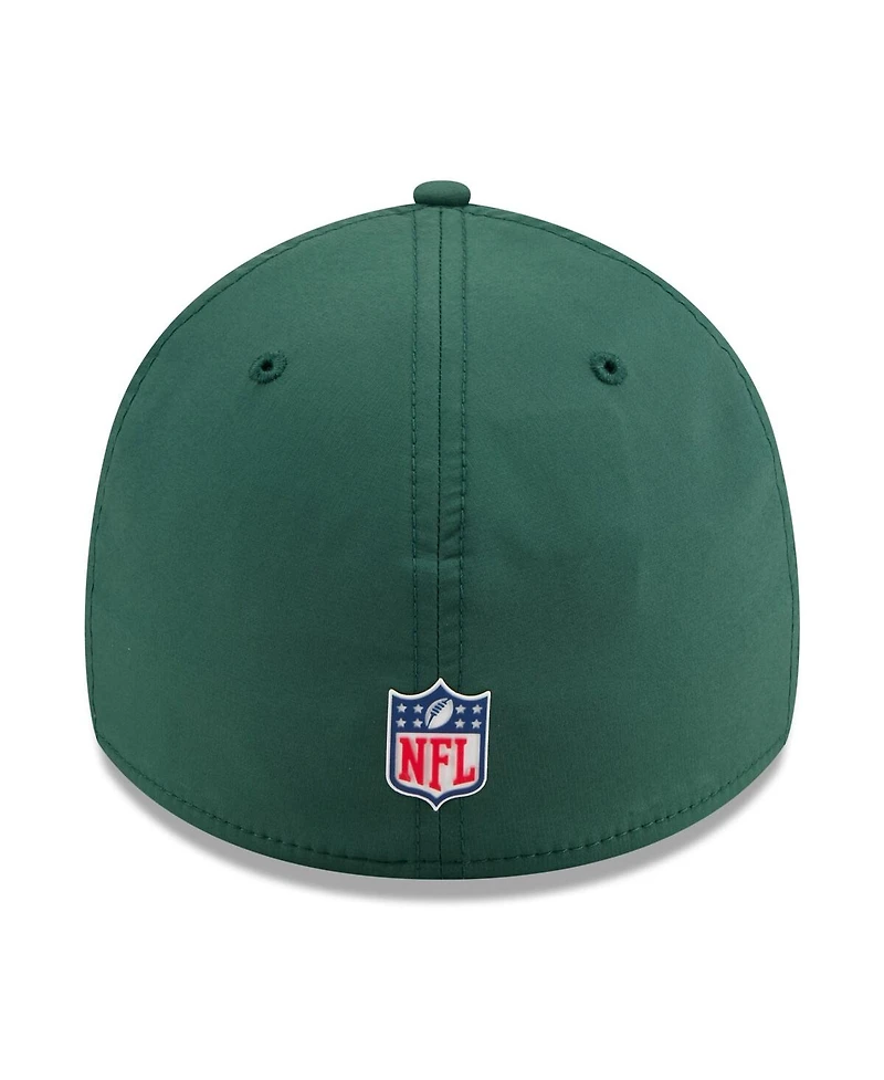 New Era Men's Green Bay Packers 2025 Sideline 39THIRTY Flex Hat