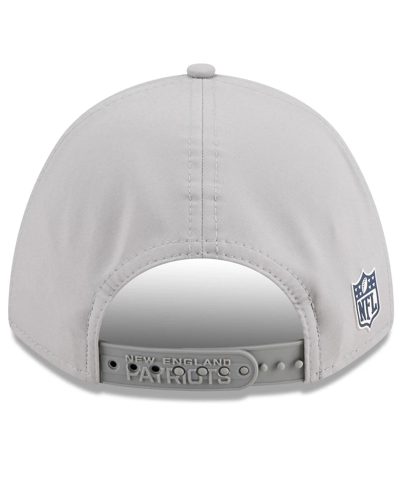 New Era Men's Gray New England Patriots 2025 Sideline M-crown 9FORTY Adjustable Hat