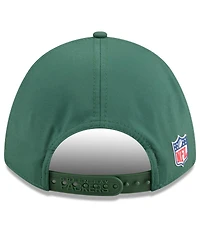 New Era Men's Green Green Bay Packers 2025 Sideline M-Crown 9FORTY Adjustable Hat