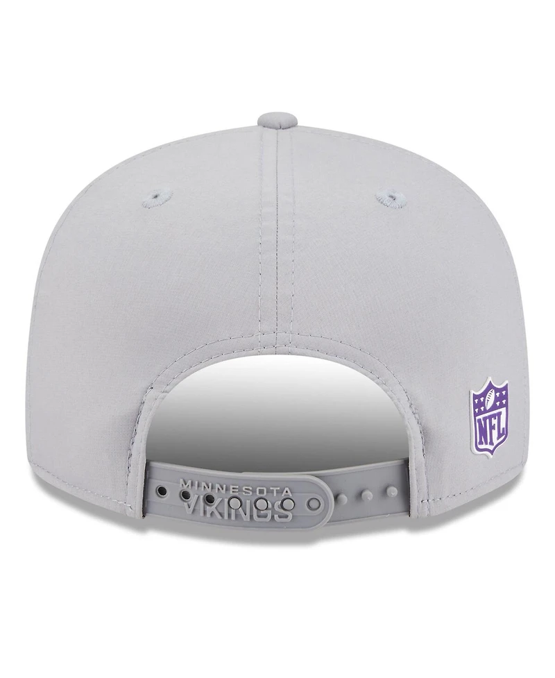 New Era Men's Minnesota Vikings 2025 Sideline Split Panel 9FIFTY Snapback Hat