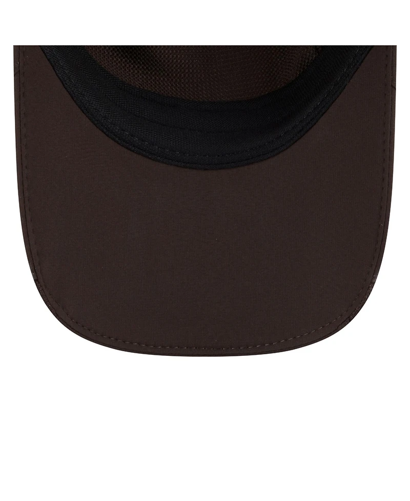 New Era Men's Brown Cleveland Browns 2025 Sideline Runner Adjustable Hat