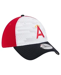New Era Men's Red/Navy Los Angeles Angels 2025 Mlb Clubhouse 39THIRTY Flex Hat