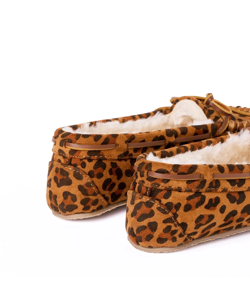 Minnetonka Women's Cally Leopard Print Slippers