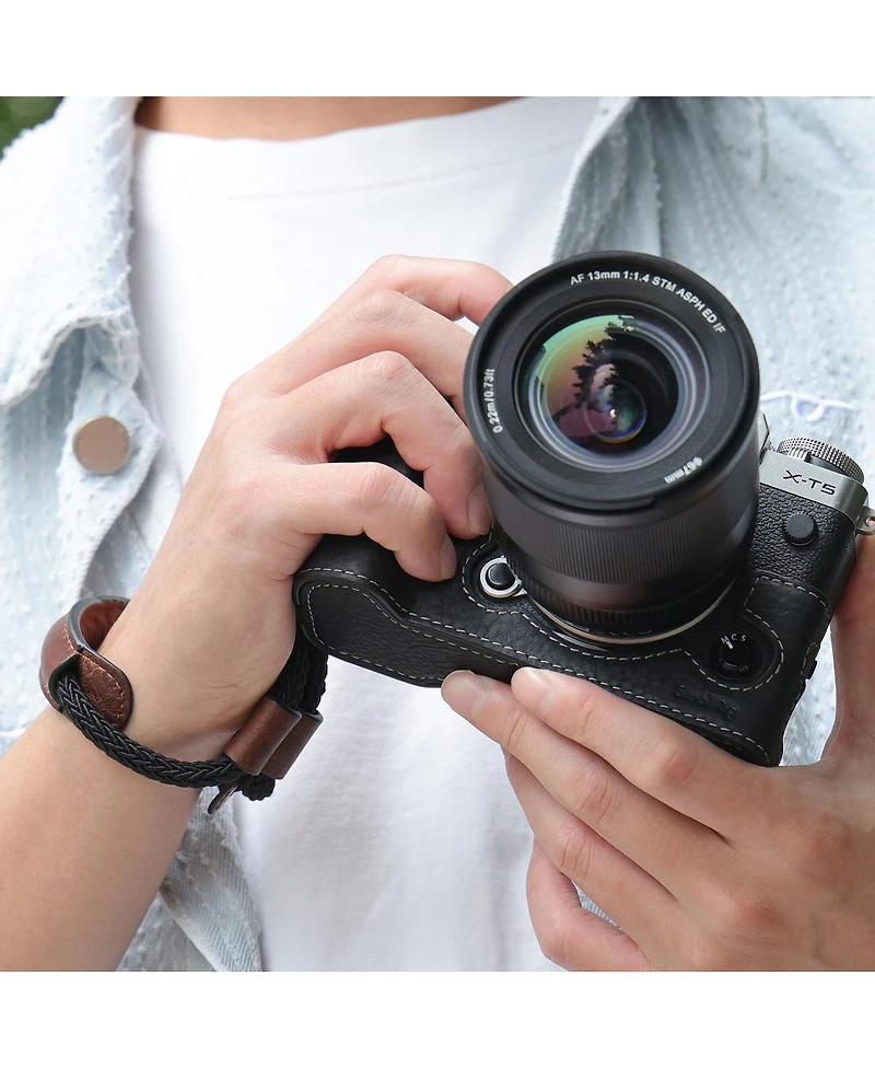 SmallRig 3927 Half Camera Case and Wrist Strap Kit for Fujifilm X-T5