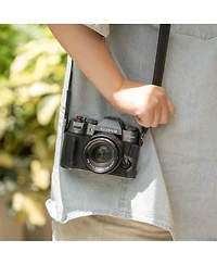 SmallRig SmallRig Leather Half Case Kit for Fujifilm X-T50, Black