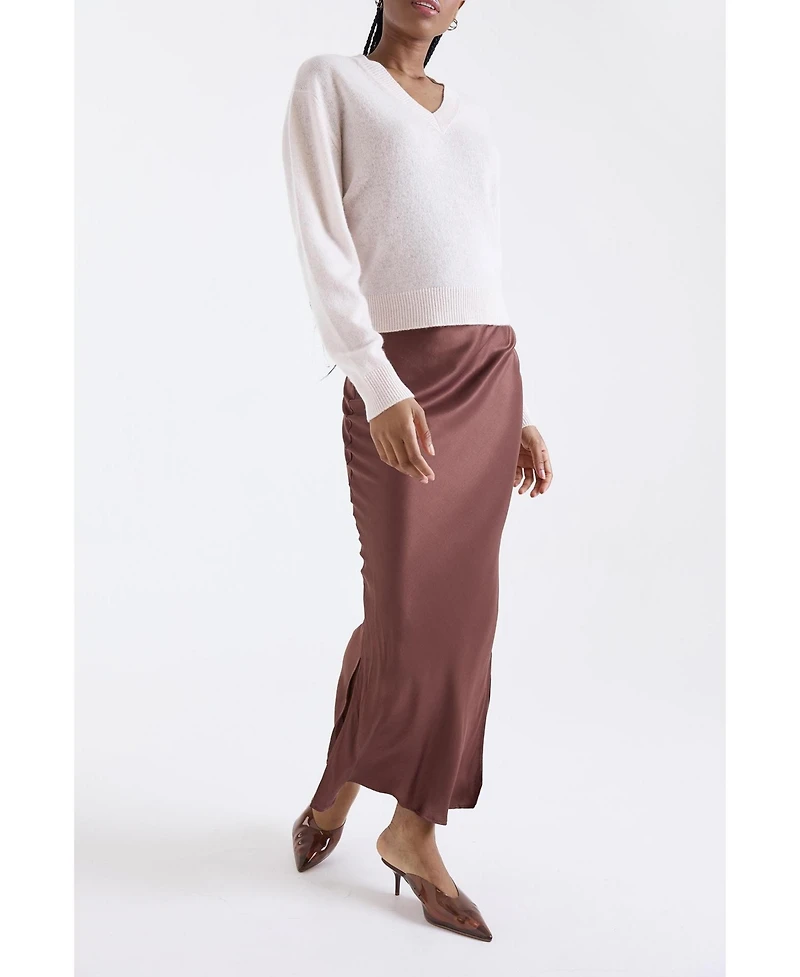 1982 Women's Indigo Vee V-Neck Cashmere Sweater