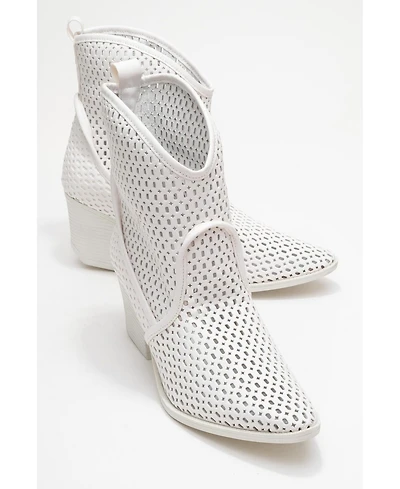 Prologue Shoes Pera Block Heel Boot (Women)