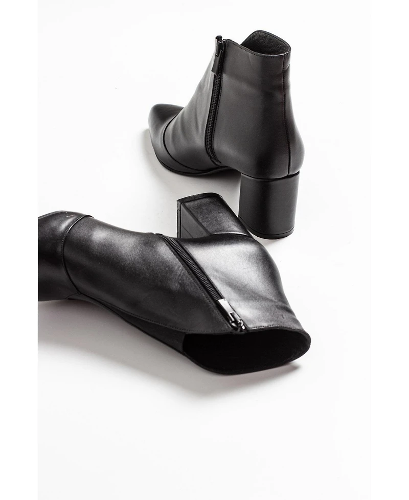Forever & Always Shoes Finda Leather Block Heel Boot (Women)