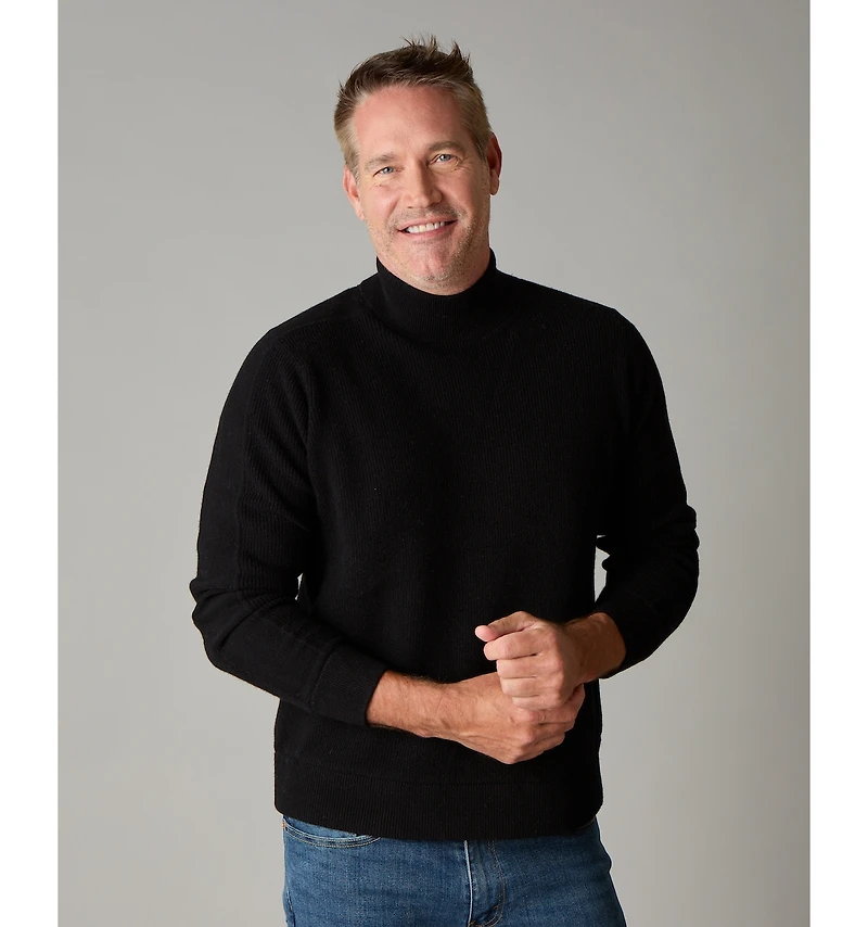 LuxLined Men's Itch-Free Merino Wool Mock Neck Sweater with Soft Inner Lining