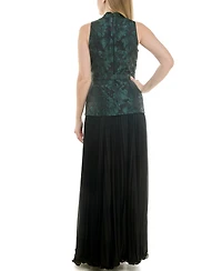Taylor Women's V-Neck Pleat Detail Dress