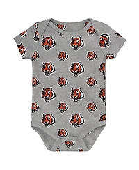 Outerstuff Newborn 3-Piece Cincinnati Bengals Little Tike Bodysuit Set